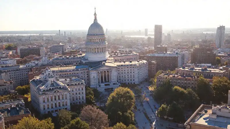 La ciudad ofrece un futuro prometedor